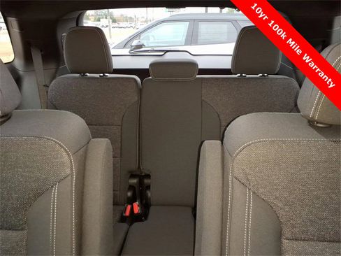 New 2026 Chevrolet Traverse LT w/ Driver Confidence Package image 17