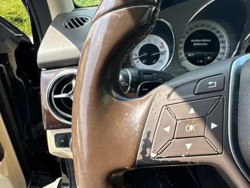Used 2014 Mercedes-Benz GLK 350 4MATIC image 15