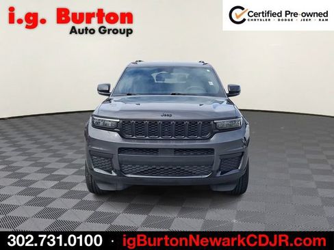 Used 2024 Jeep Grand Cherokee L Laredo AWD/4WD image 2