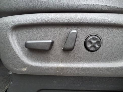 Used 2017 Kia Sedona EX FWD image 15