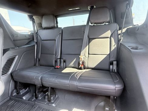 Used 2022 GMC Yukon Denali w/ Denali Ultimate Package AWD/4WD image 18