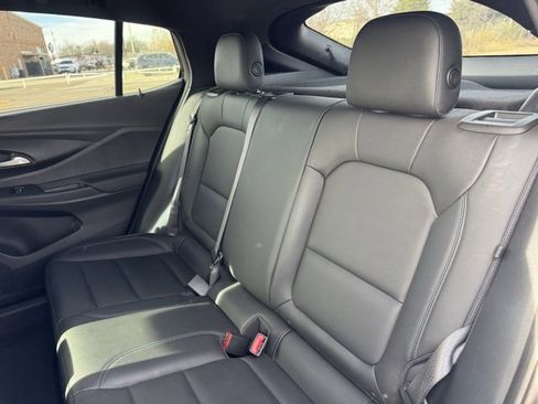 Used 2025 Buick Envista Sport Touring w/ Convenience I Package image 13