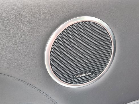 Used 2020 Land Rover Range Rover Sport HST image 23