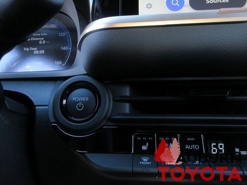 New 2026 Toyota Crown Signia image 15