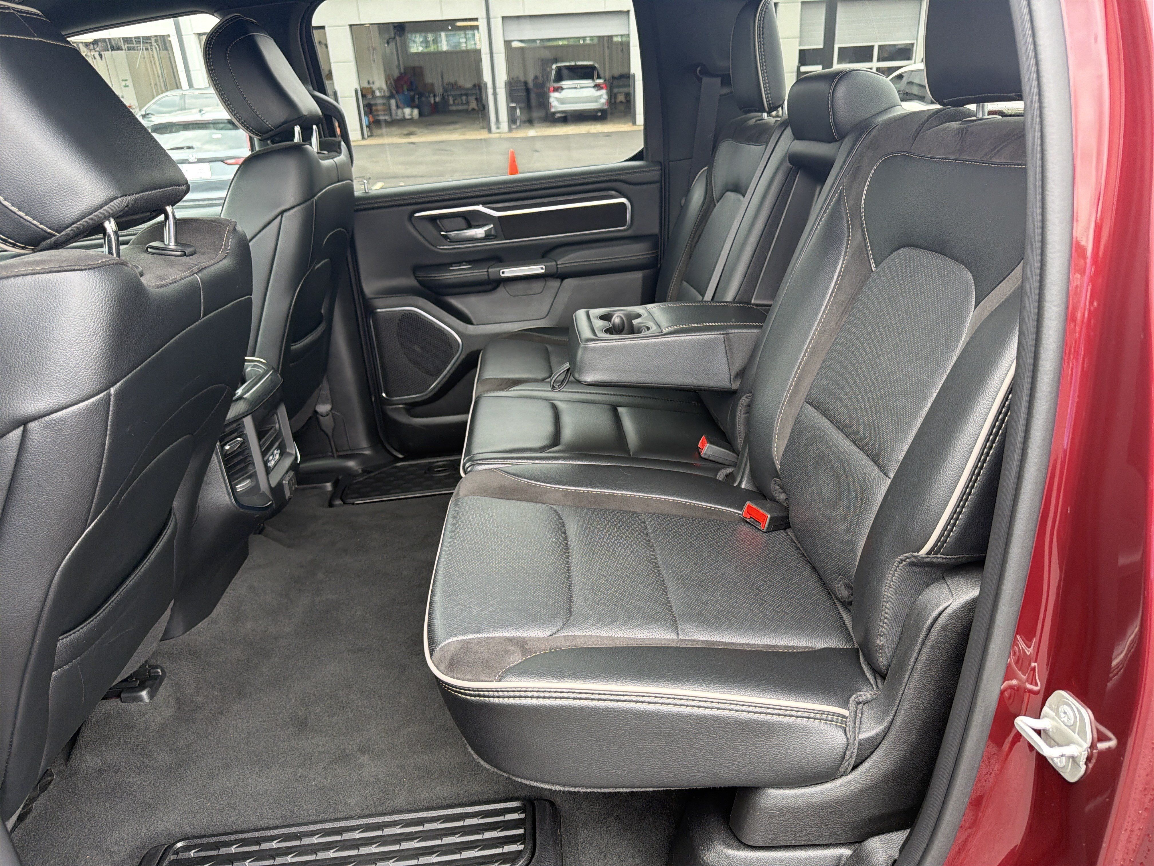 Used 2024 RAM 1500 Laramie RWD image 19