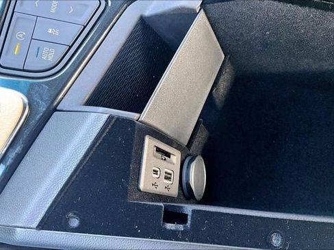 Used 2025 Cadillac CT4 Luxury image 15