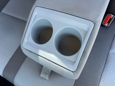 Used 2017 Toyota Corolla LE w/ Carpet Mat Package (TMS) image 15