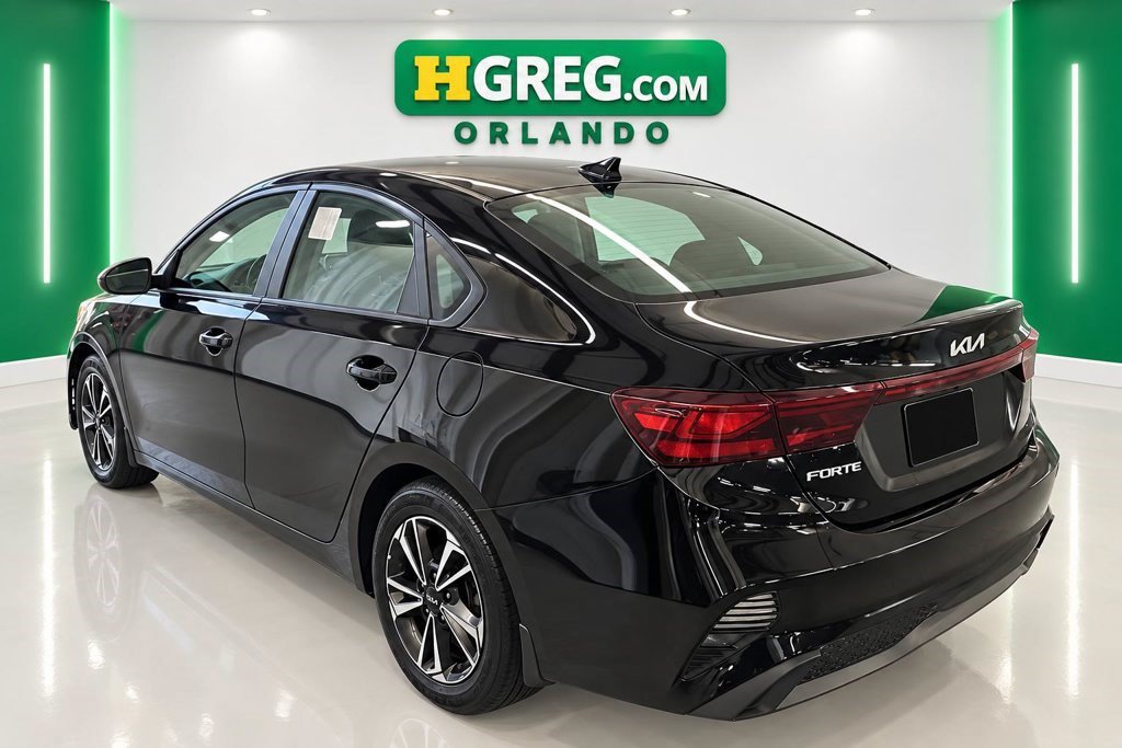 Used 2024 Kia Forte LXS FWD image 2