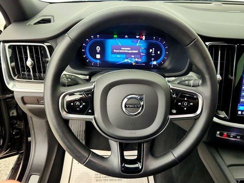 Used 2024 Volvo S60 B5 Plus w/ Climate Package AWD/4WD image 15
