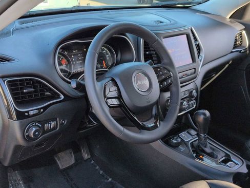 Used 2023 Jeep Cherokee Altitude Lux image 10