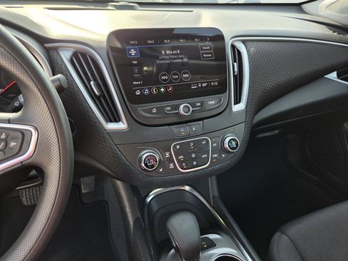 Used 2024 Chevrolet Malibu LT FWD image 20