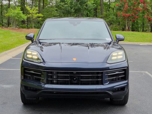 Certified 2026 Porsche Cayenne Coupe AWD/4WD image 36