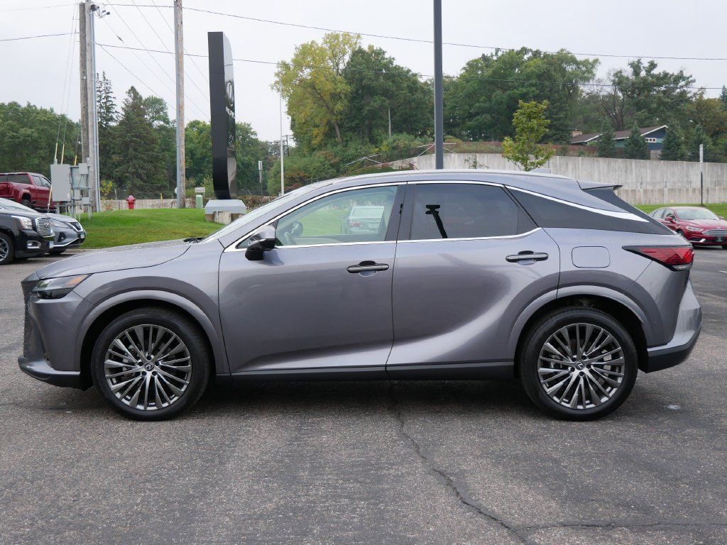 Used 2023 Lexus RX 350 AWD w/ Cold Area Package image 3