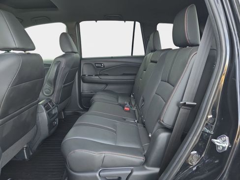 Certified 2022 Honda Passport TrailSport image 17