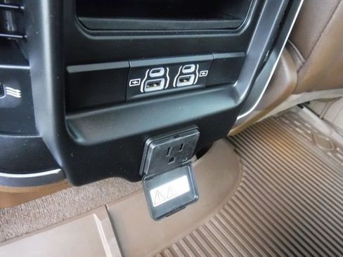 Certified 2022 RAM 1500 Laramie image 53