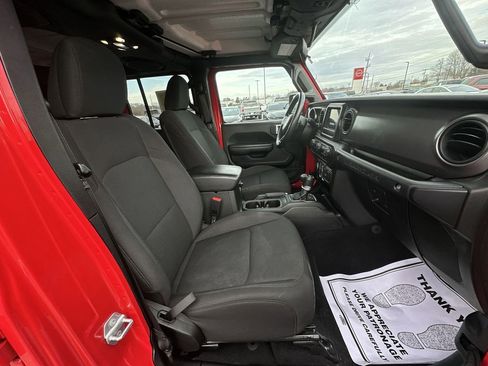 Used 2021 Jeep Wrangler Unlimited Sport AWD/4WD image 24