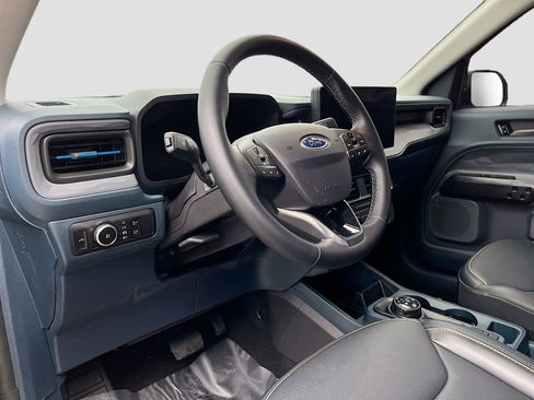 Used 2025 Ford Maverick Lobo AWD/4WD image 9