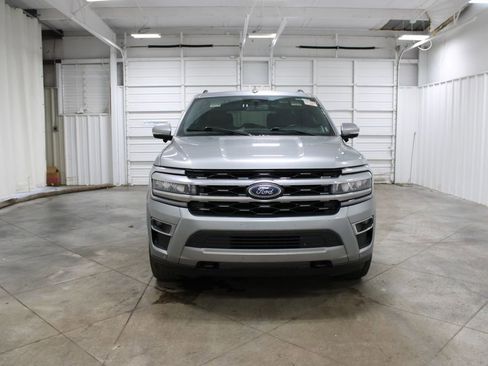 Used 2023 Ford Expedition Max Limited image 3