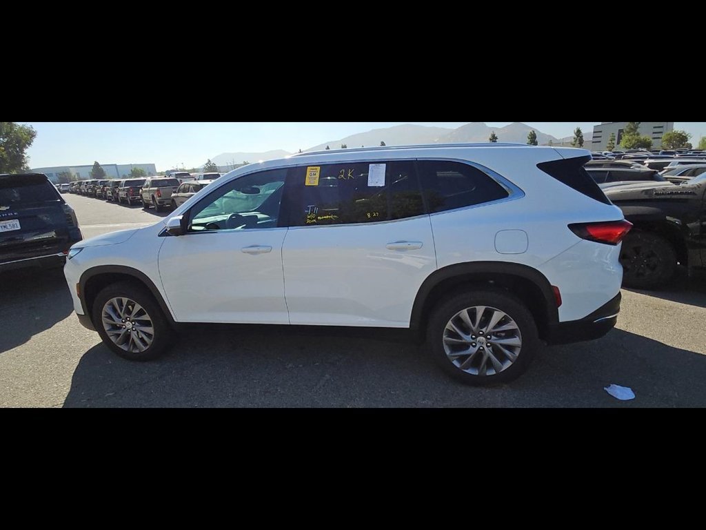 Used 2026 Buick Enclave Preferred FWD image 7