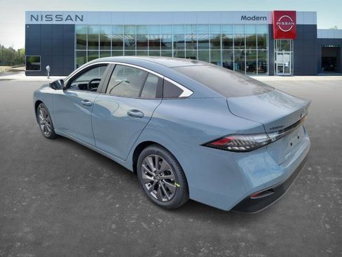 New 2026 Nissan Sentra SL image 6