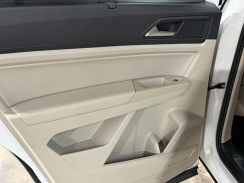 Used 2021 Volkswagen Atlas SEL FWD image 42