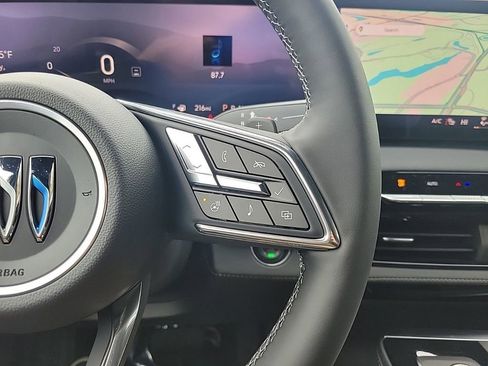 New 2025 Buick Enclave Sport Touring w/ Power Package image 17