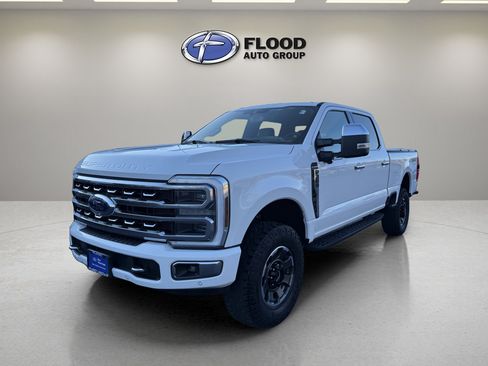 Used 2024 Ford F350 Platinum w/ Tremor Off-Road Package AWD/4WD image 3