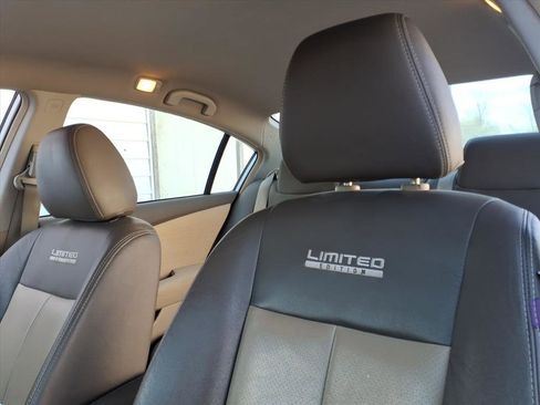 Used 2010 Nissan Altima 2.5 S w/ Convenience Pkg image 9