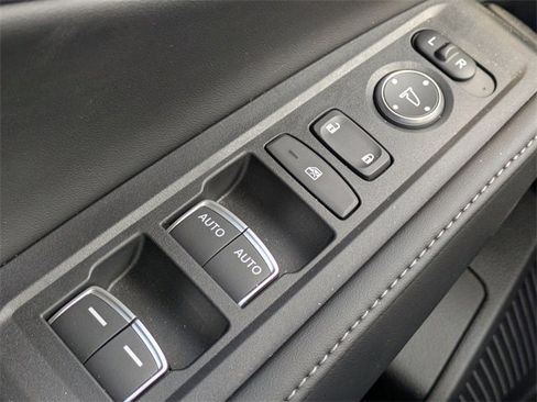 Used 2025 Honda Accord Sport image 25