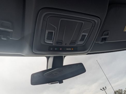 Used 2021 Chevrolet Silverado 1500 Custom image 29