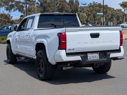 Used 2025 Toyota Tacoma SR5 w/ SR5 Upgrade Package image 12