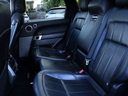 Used 2018 Land Rover Range Rover Sport HSE AWD/4WD image 14
