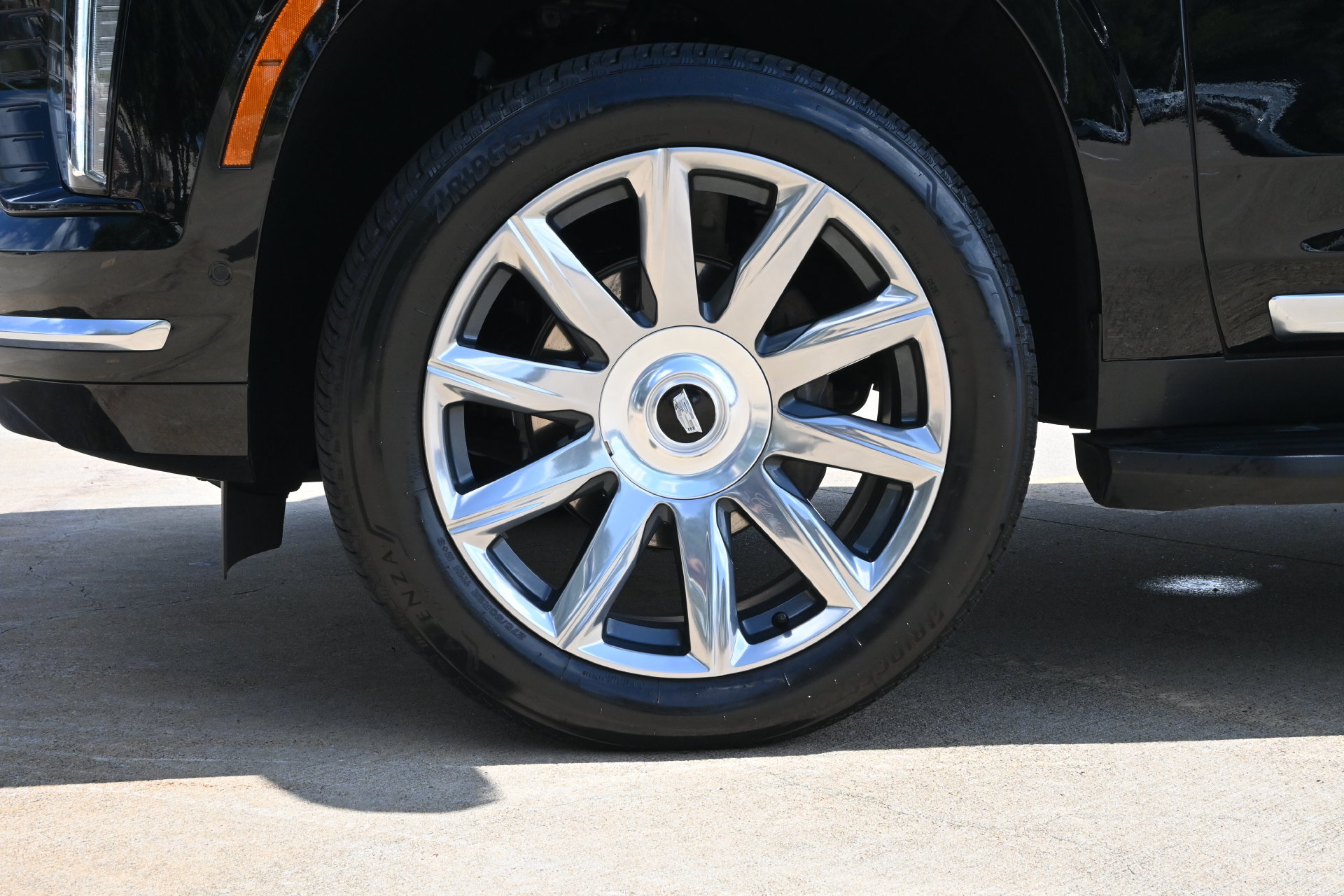 Certified 2026 Cadillac Escalade ESV 2WD image 28