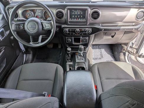 Used 2022 Jeep Wrangler Sport AWD/4WD image 18