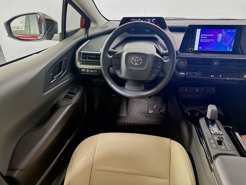 Used 2025 Toyota Prius LE image 20