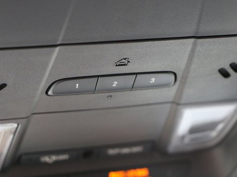 Used 2025 Cadillac XT5 Luxury image 24