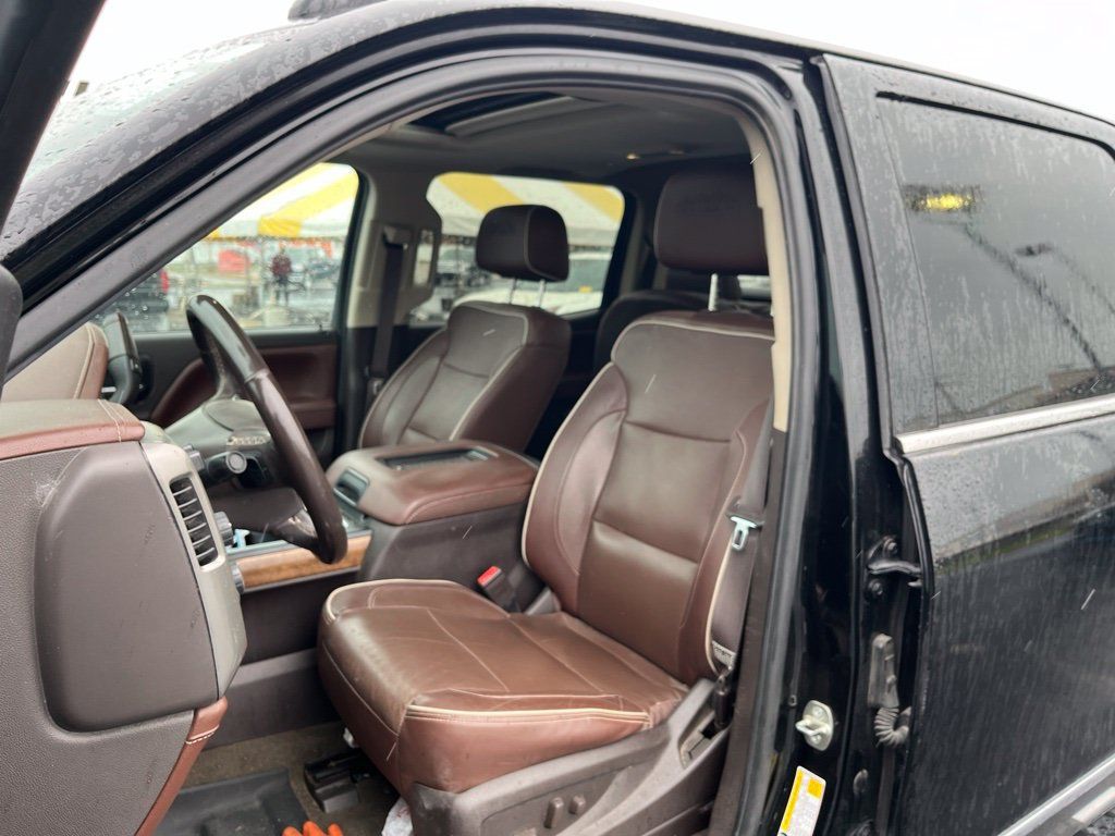 Used 2017 Chevrolet Silverado 1500 High Country AWD/4WD image 22