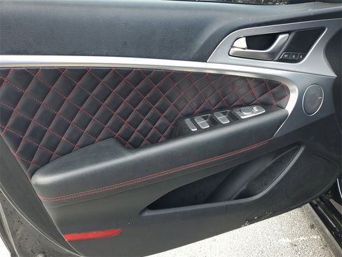 Used 2019 Genesis G70 3.3T Advanced w/ Sport Package image 18