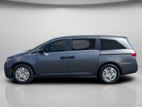 Used 2016 Honda Odyssey LX image 13