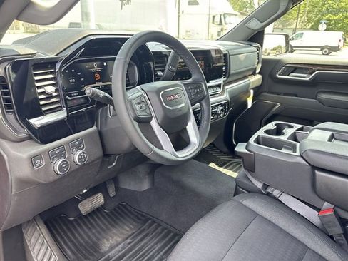 Used 2023 GMC Sierra 1500 Elevation AWD/4WD image 10