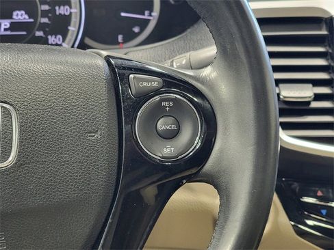 Used 2017 Honda Accord EX-L image 27