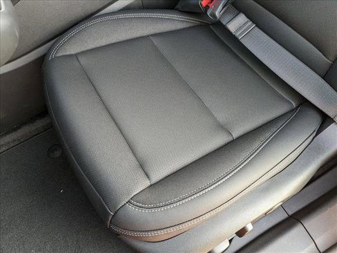 New 2025 Chevrolet Blazer EV LT image 4