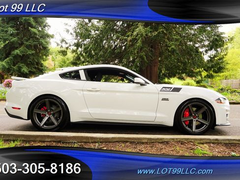 Used 2018 Ford Mustang GT w/ Equipment Group 301A image 8