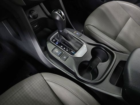 Used 2014 Hyundai Santa Fe Limited AWD/4WD image 26