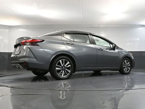 Used 2021 Nissan Versa SV image 42