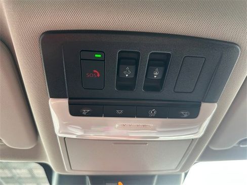 New 2026 Nissan Rogue Platinum w/ Platinum Premium Package image 18