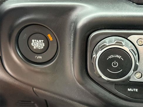 Used 2022 Jeep Wrangler Willys image 24