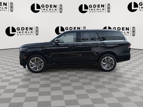 Certified 2025 Lincoln Navigator Reserve AWD/4WD image 5