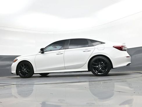 Used 2025 Honda Civic Sport image 34