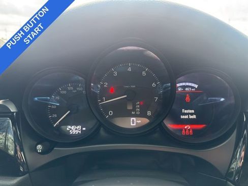 Used 2022 Porsche Macan image 14
